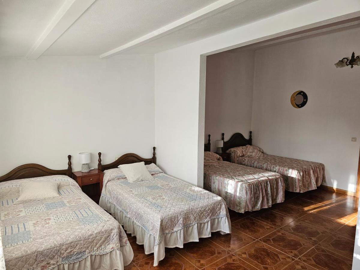 קמבדוס As Rosas Apartamentos Turisticos מראה חיצוני תמונה